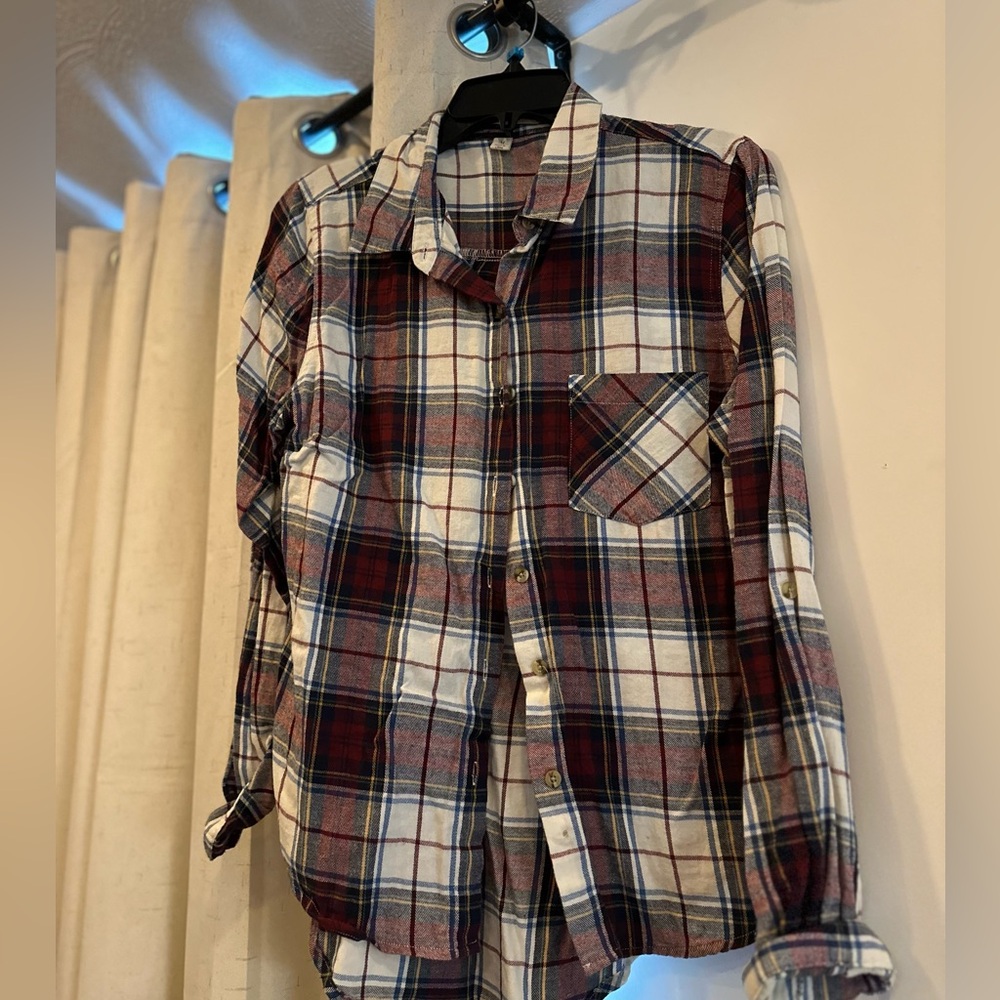 Women’s maroon cream plaid shirt